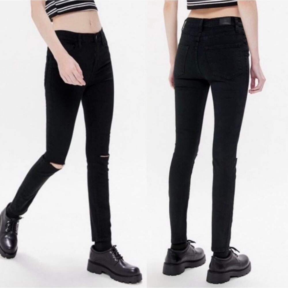 UO BDG Twig High Rise Busted Knee Skinny Jeans sz 26 Black Stretchy